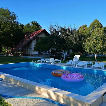 Holiday Home Adna Bihać Exteriör bild