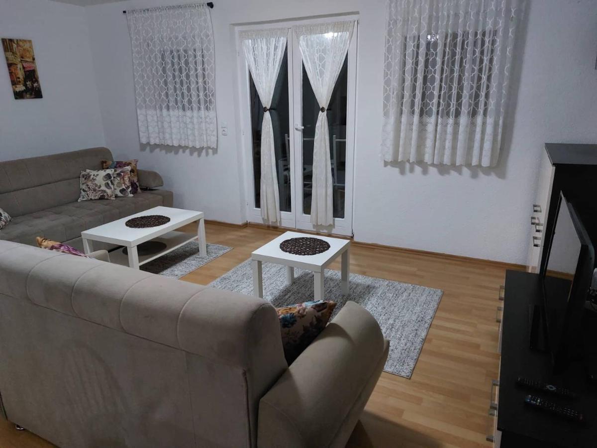 Holiday Home Adna Bihać Exteriör bild
