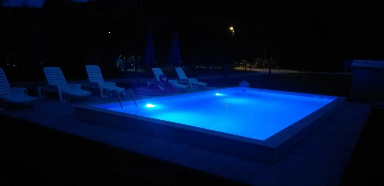 Holiday Home Adna Bihać Exteriör bild